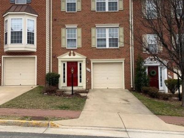 8108 HORSESHOE COTTAGE CIRCLE, LORTON, VA 22079