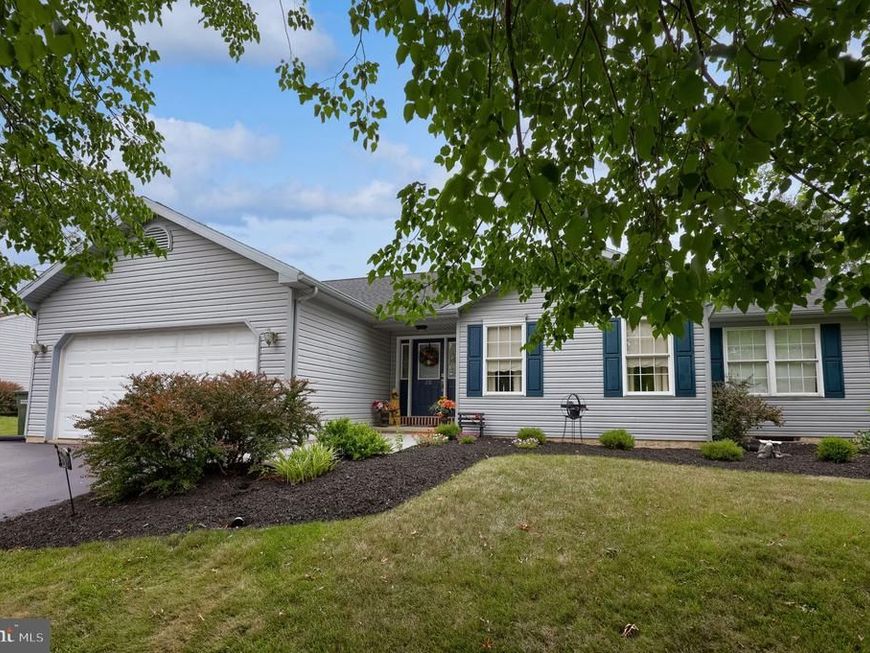 20 Rosemont Drive, Denver, PA 17517 Main Photo