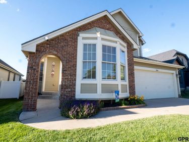 18884 Mason Plaza, Omaha, NE 68022