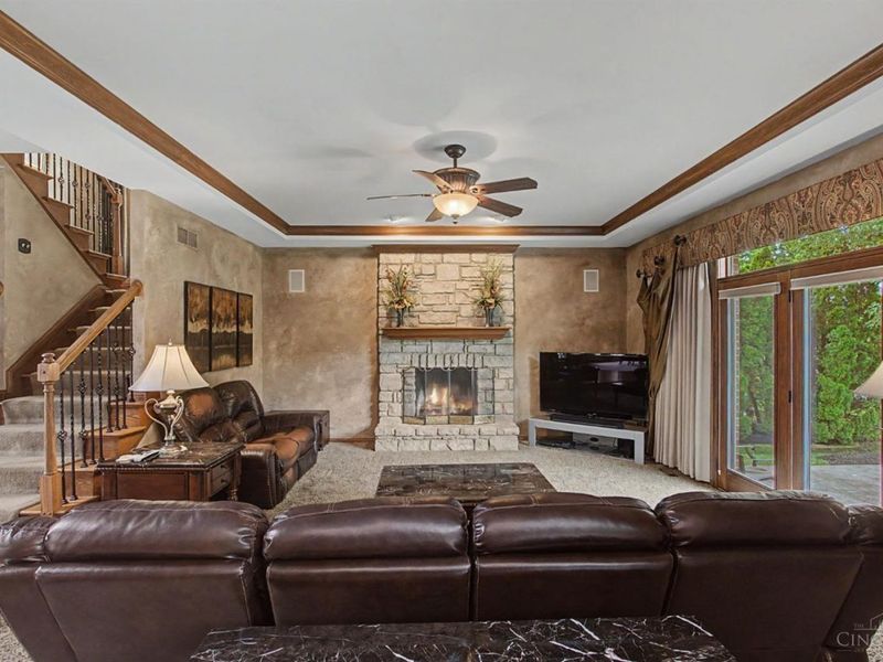 5869 Glynn Court, Delhi Twp, OH 45233 Photo 4