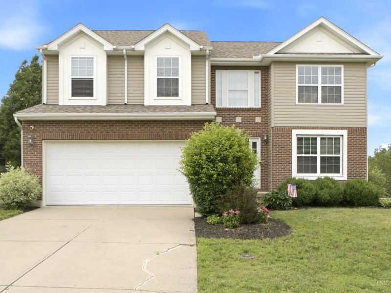 316 Sackett Drive, Monroe, OH 45050 Photo 2
