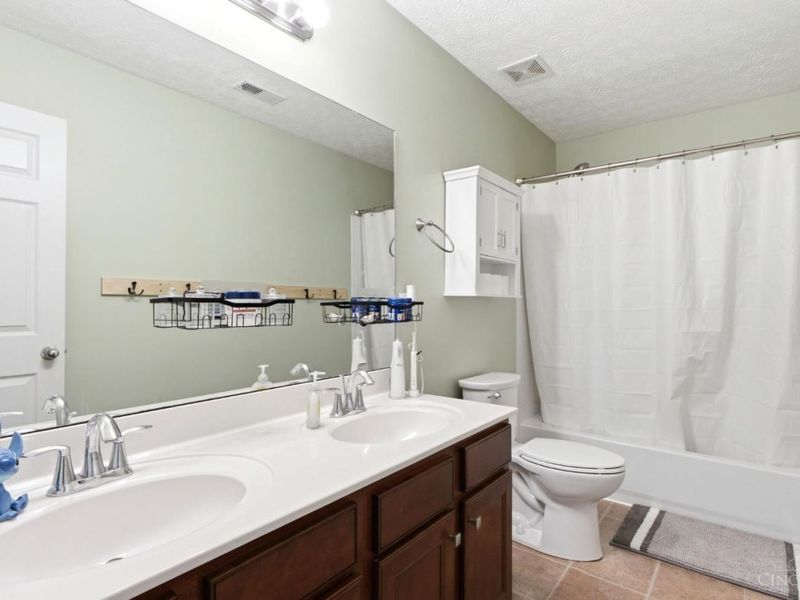 316 Sackett Drive, Monroe, OH 45050 Photo 32