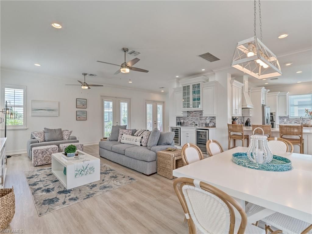 276 Delmar Ave, Fort Myers Beach, FL 33931 Photo