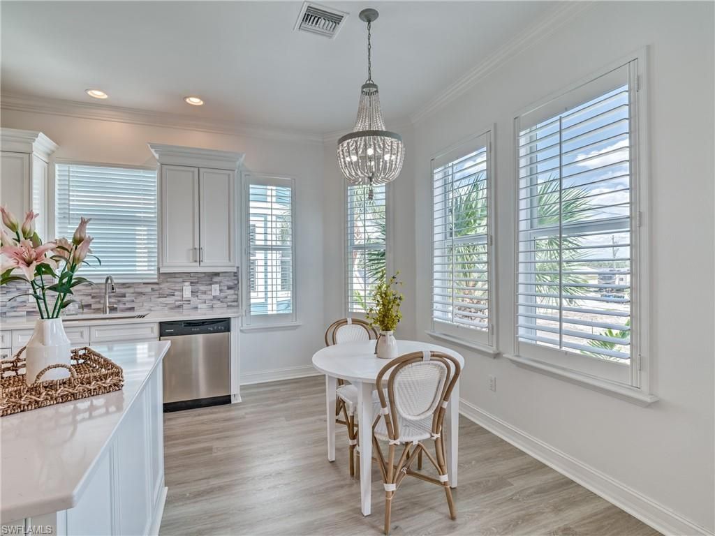 276 Delmar Ave, Fort Myers Beach, FL 33931 Photo