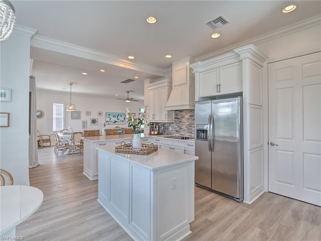 276 Delmar Ave, Fort Myers Beach, FL 33931 Photo