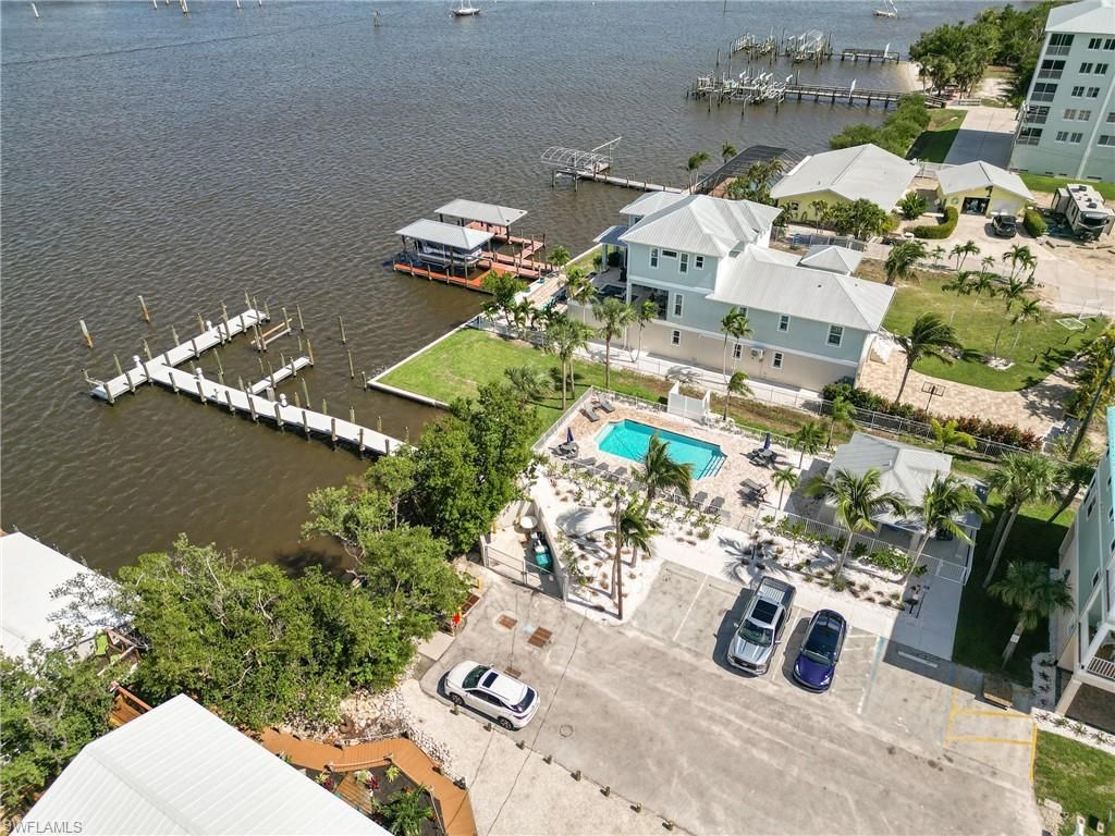 276 Delmar Ave, Fort Myers Beach, FL 33931 Photo