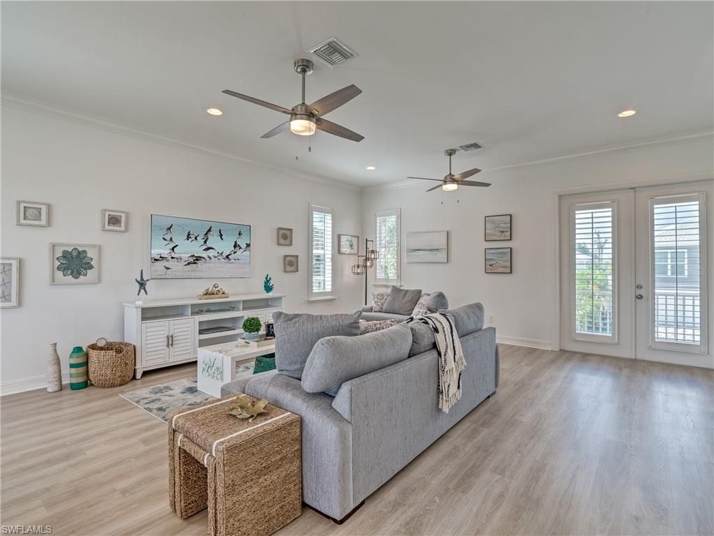 276 Delmar Ave, Fort Myers Beach, FL 33931 Photo