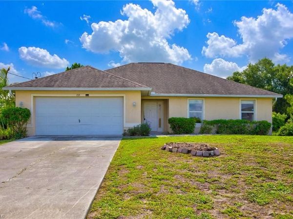 733 Chapman AVE S, LEHIGH ACRES, FL 33974