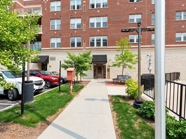 118 S WASHINGTON STREET, Unit 231A, Green Bay, WI 54301