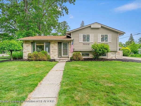 1718 Rock Way, Lansing, MI 48910