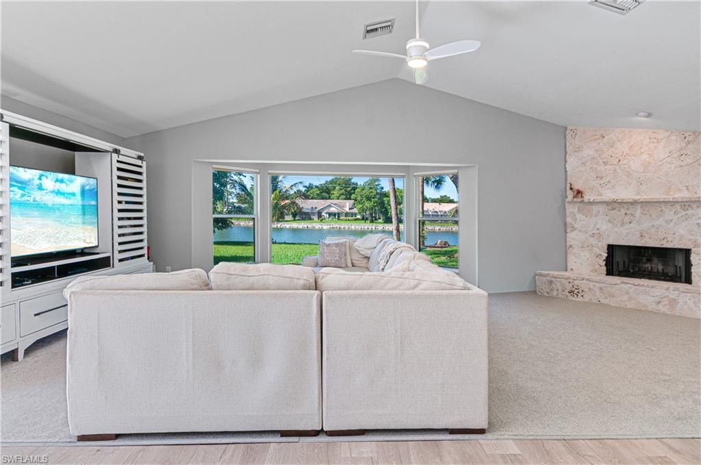 559 Henley Dr, Naples, FL 34104 Photo