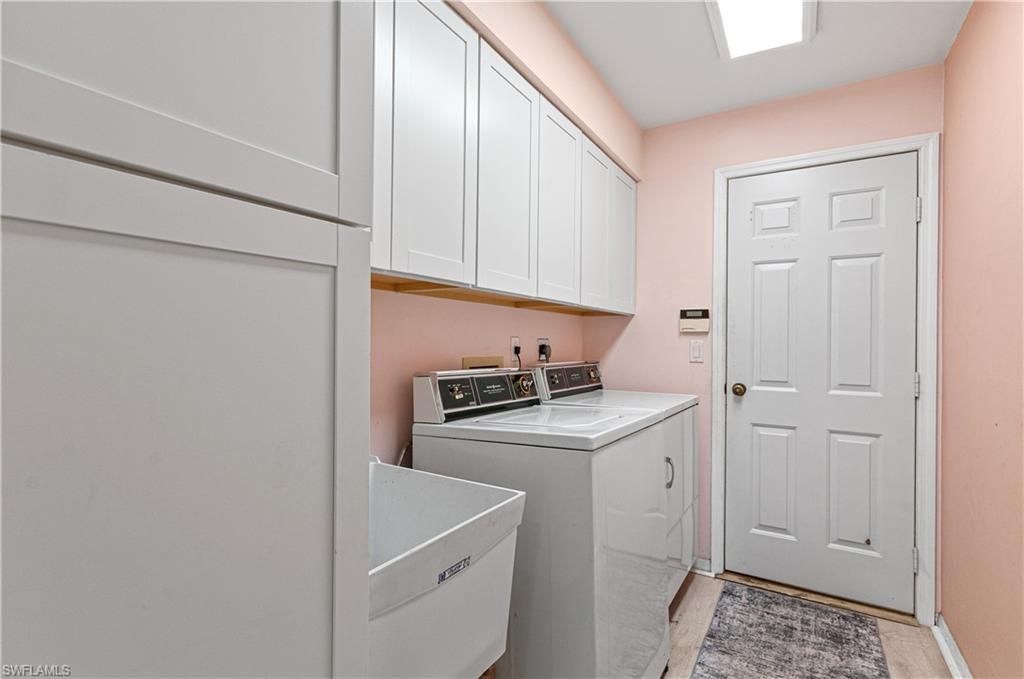 559 Henley Dr, Naples, FL 34104 Photo