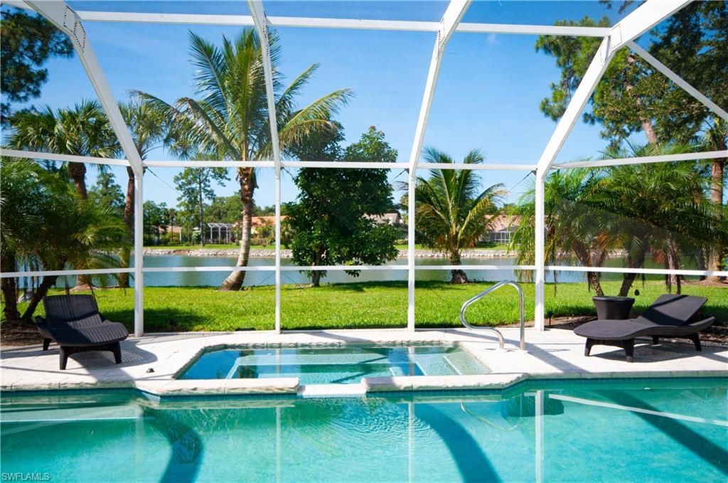 559 Henley Dr, Naples, FL 34104 Photo