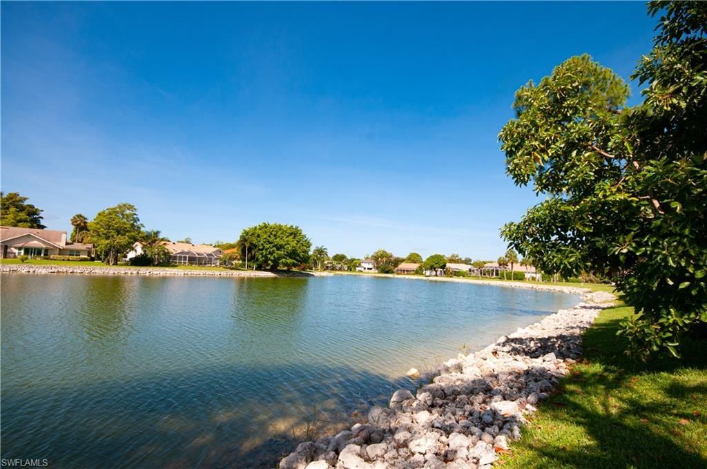 559 Henley Dr, Naples, FL 34104 Photo