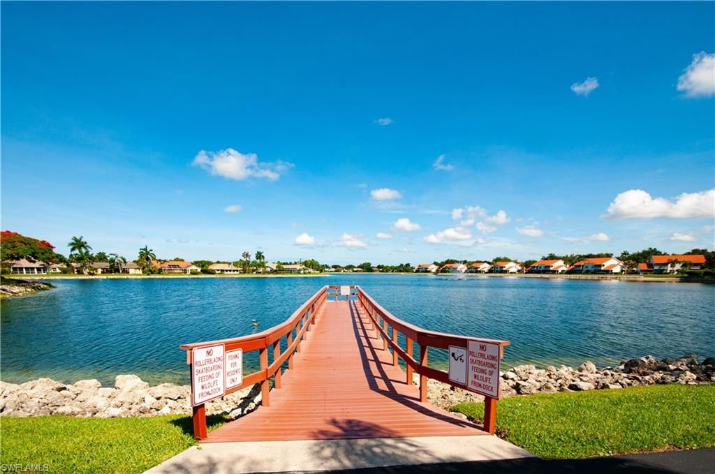 559 Henley Dr, Naples, FL 34104 Photo