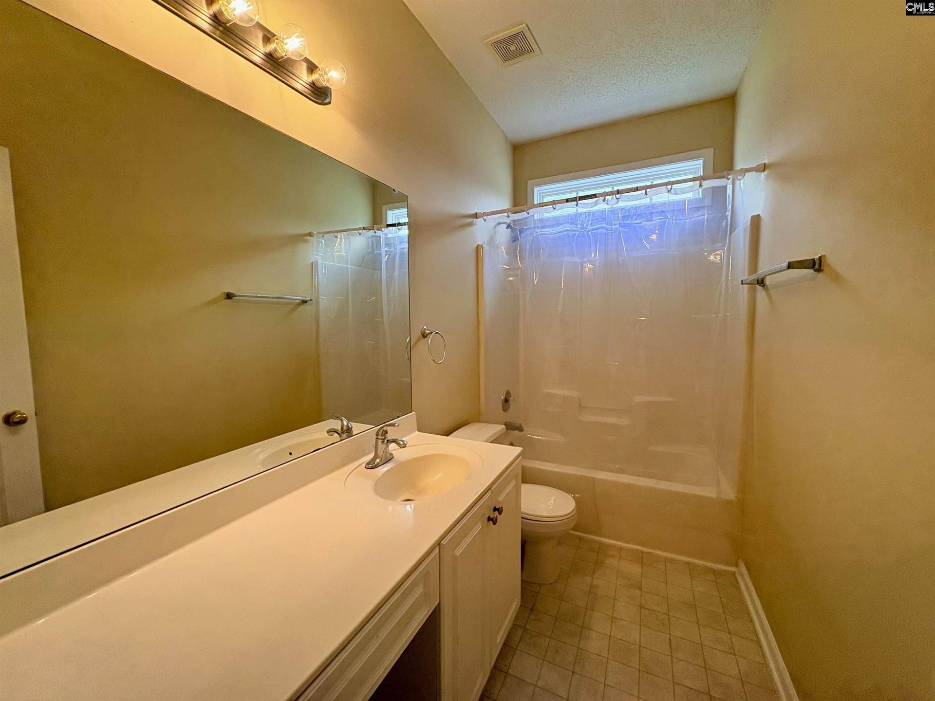 204 Founders Ridge Road  Photo 14