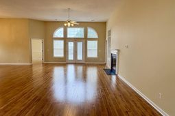 204 Founders Ridge Road  photo 4