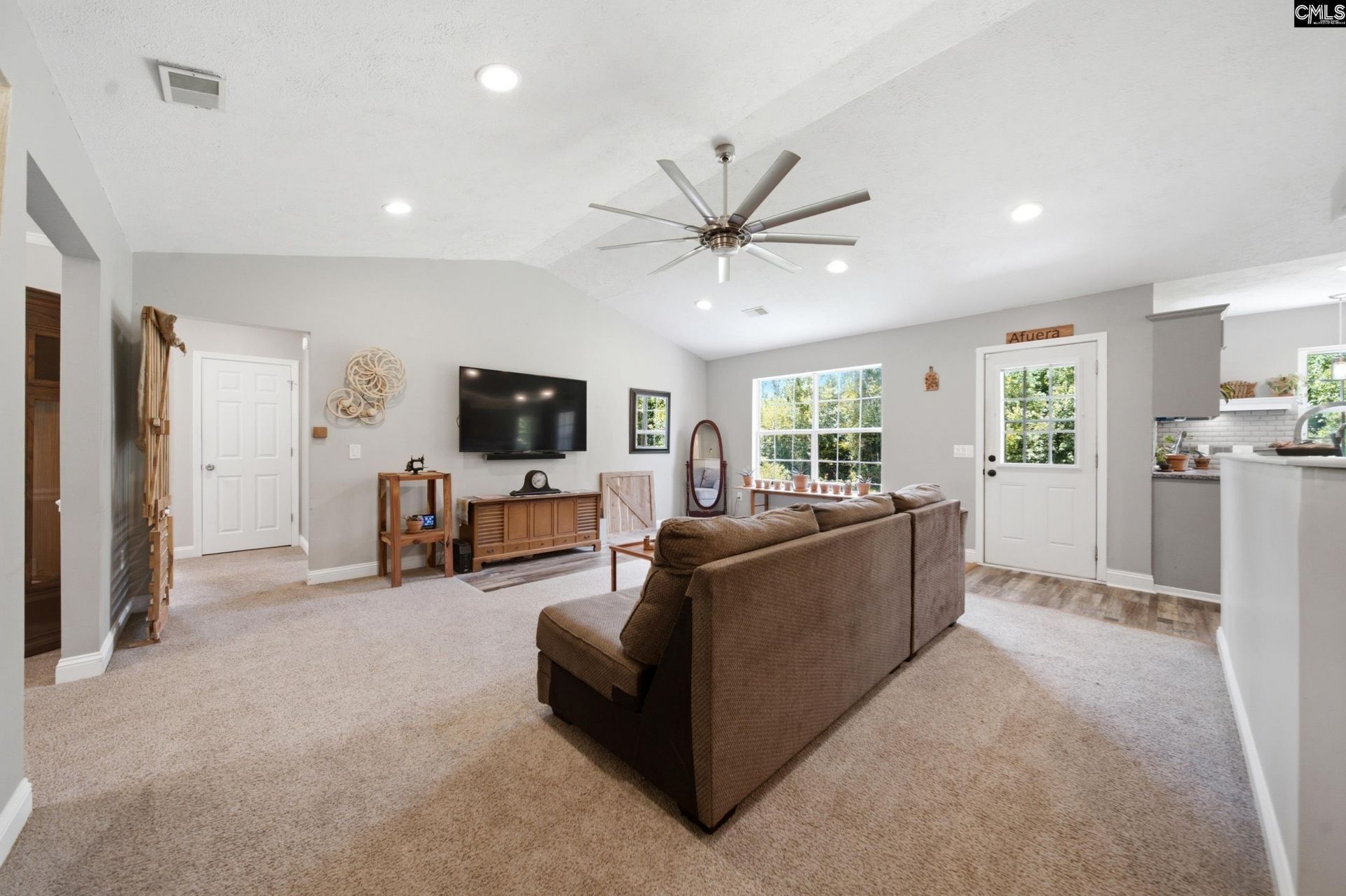 2154 Tanglewood Road Photo 12