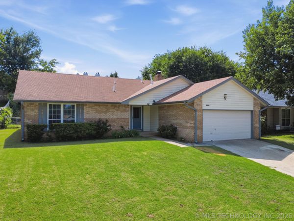 6270 S 31st West Avenue, Tulsa, OK 74132