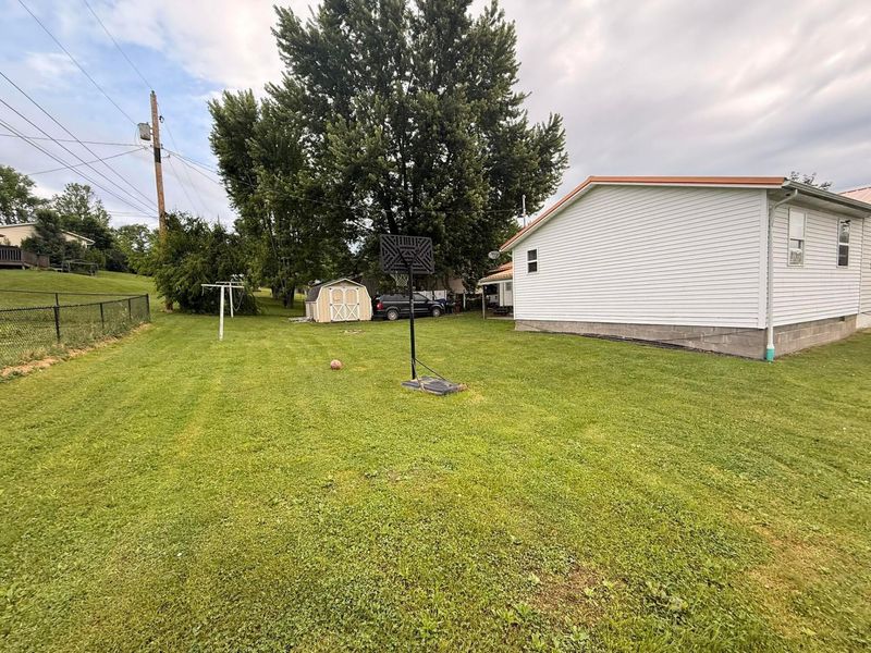 9859 Indian Lake Road , Byesville, OH 43723 Photo 3