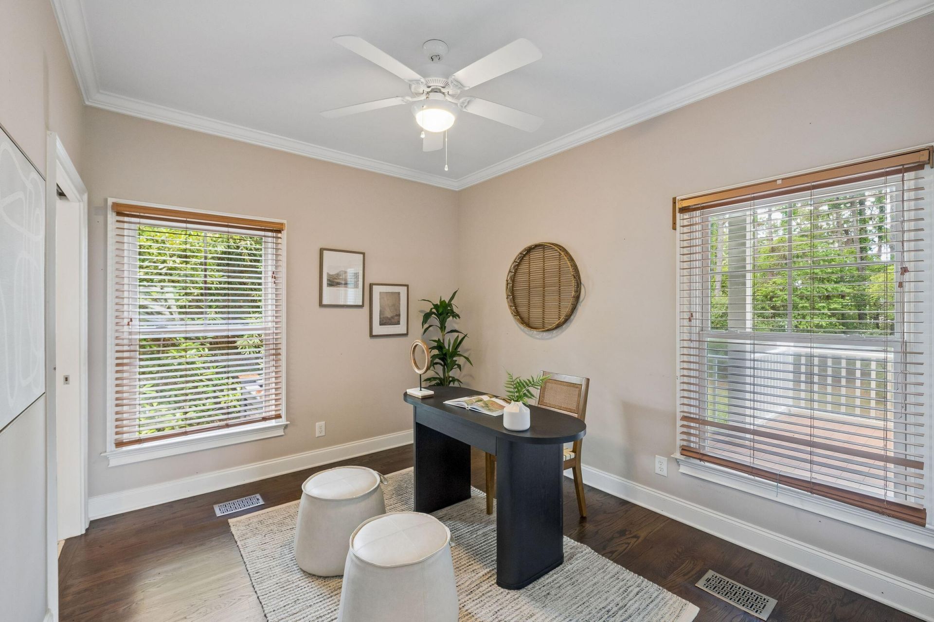 110 Feldman Court Photo 18
