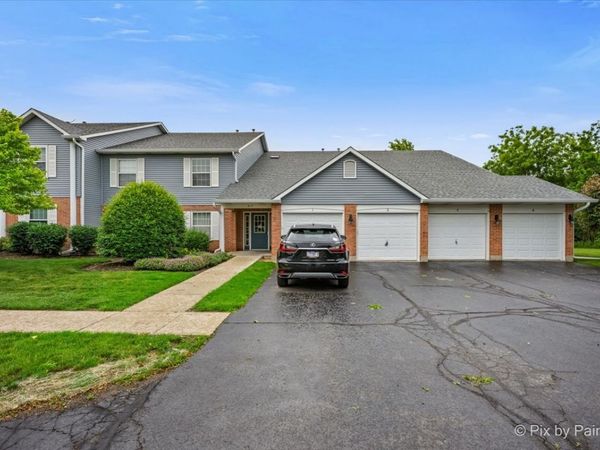 917 Golf Course Road , Unit 2, Crystal Lake, IL 60014