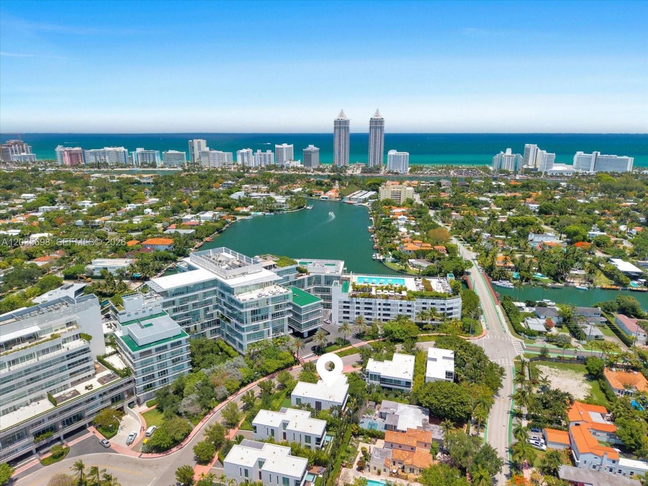 810 W 47 Ct, Miami Beach, FL 33140 Photo
