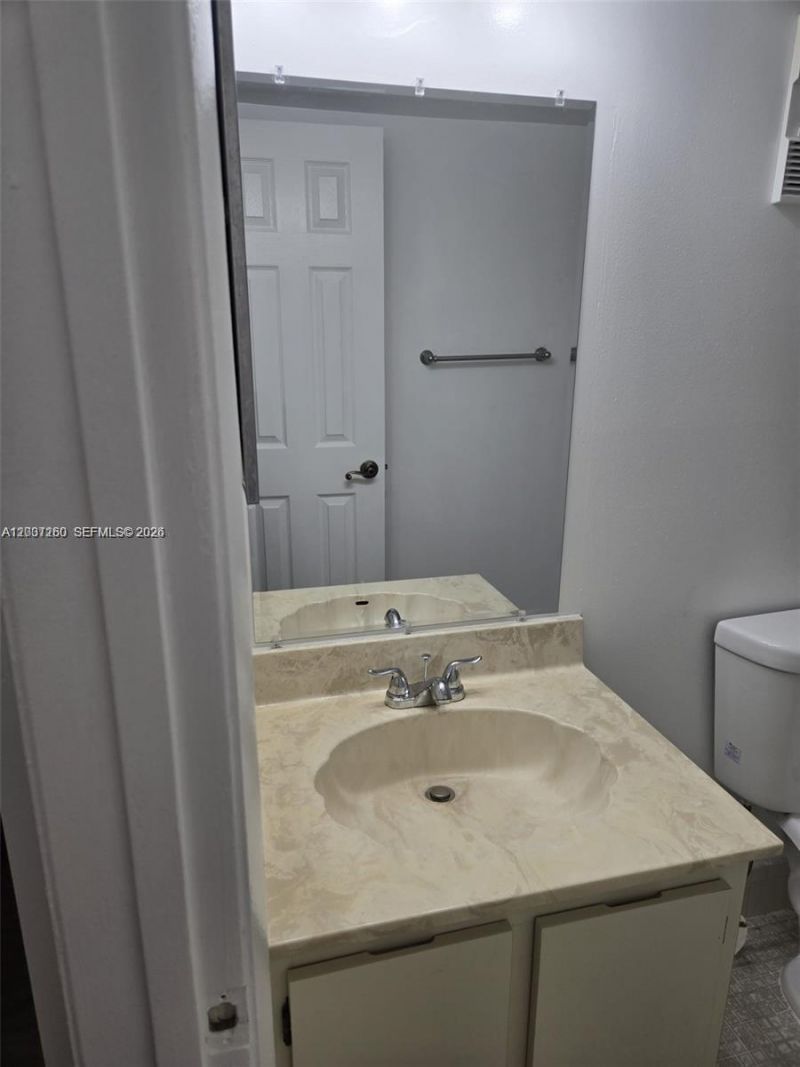 8610 N Sherman Cir , Unit 504, Miramar, FL 33025 Photo