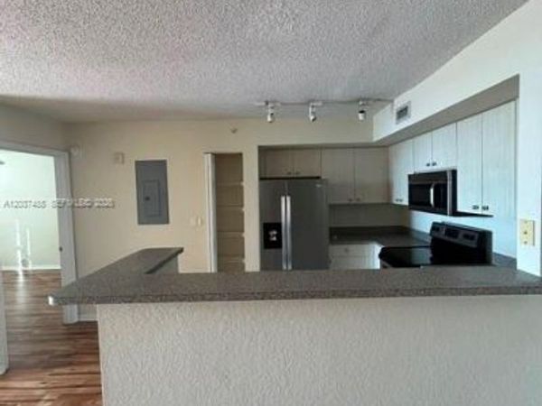 1801 N Flagler Dr , Unit 822, West Palm Beach, FL 33407