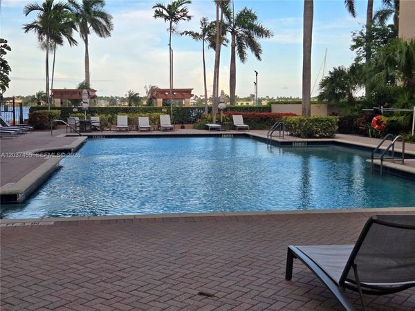 1801 N Flagler Dr , Unit 822, West Palm Beach, FL 33407