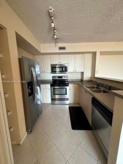 1801 N Flagler Dr , Unit 822, West Palm Beach, FL 33407 Photo