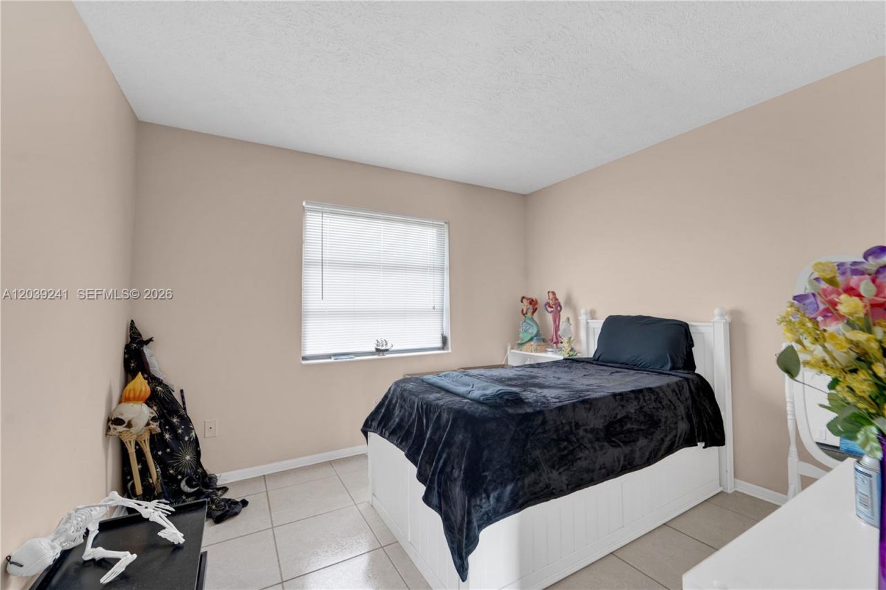 1074 SW Alcantarra , Port Saint Lucie, FL 34953 Photo