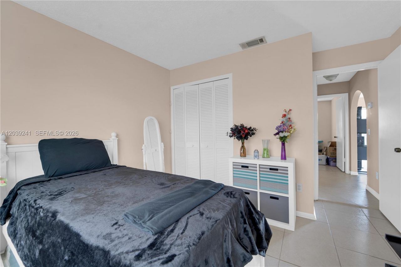1074 SW Alcantarra , Port Saint Lucie, FL 34953 Photo