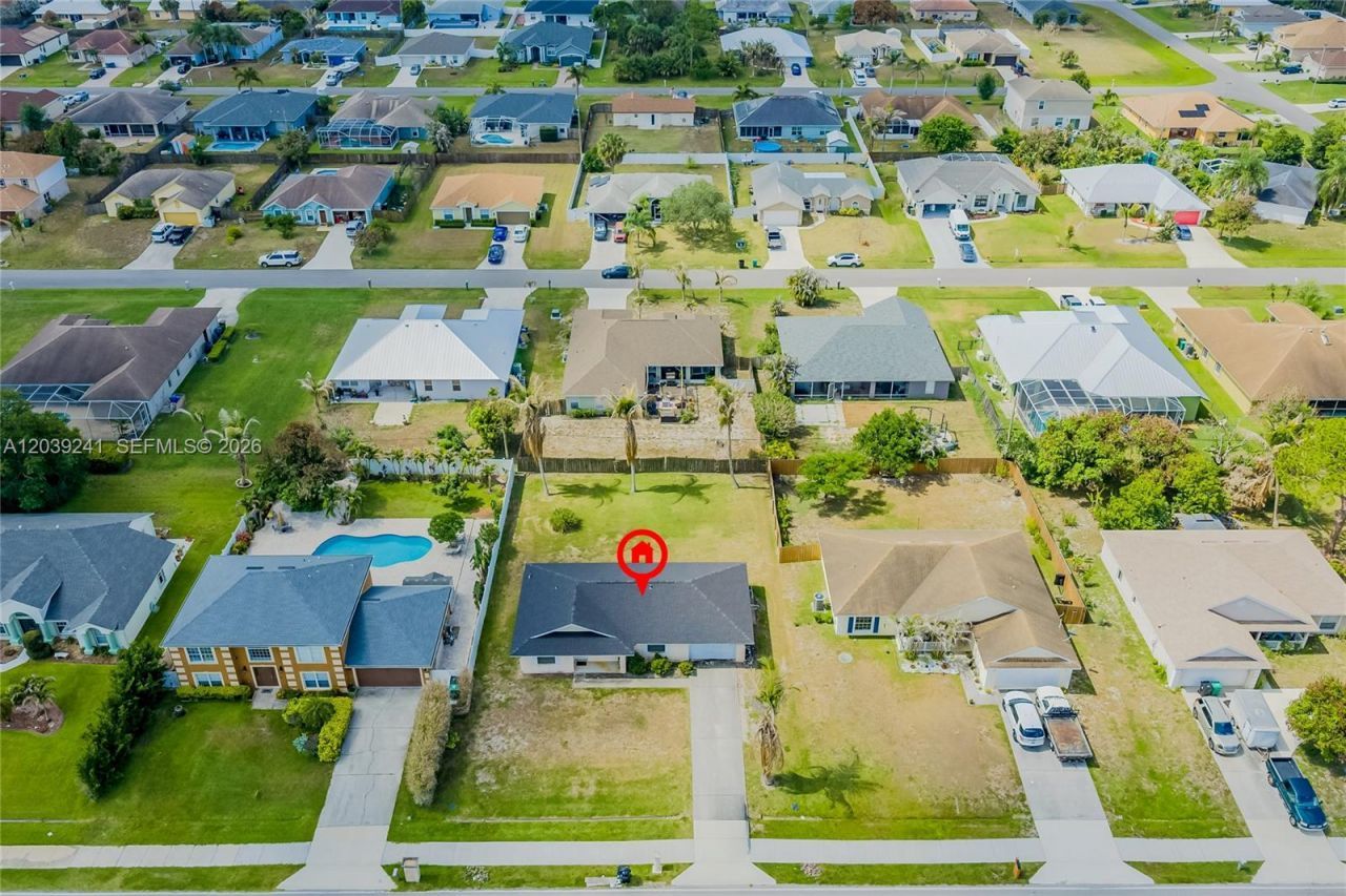 1074 SW Alcantarra , Port Saint Lucie, FL 34953 Photo
