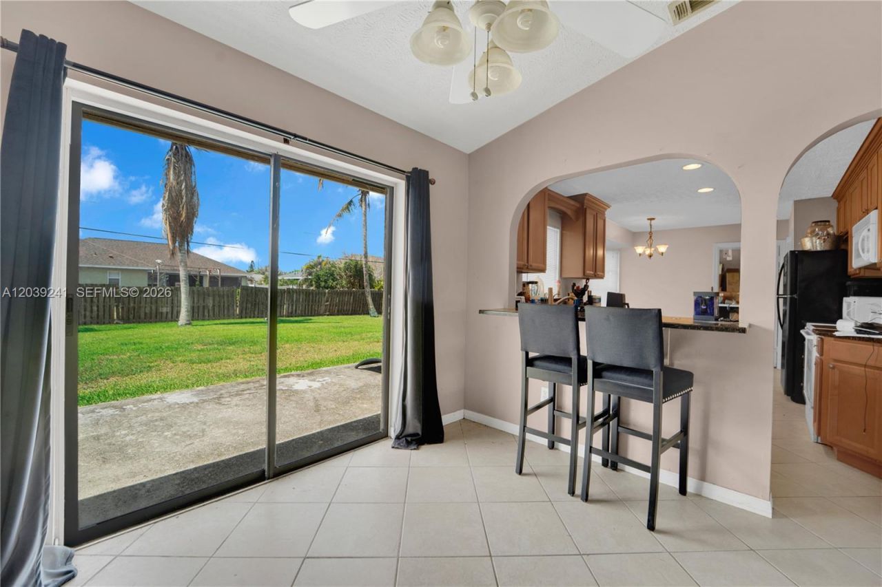 1074 SW Alcantarra , Port Saint Lucie, FL 34953 Photo