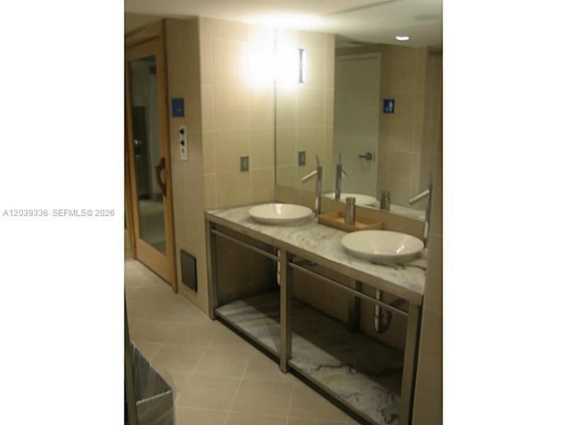 325 S Biscayne Blvd, Unit 4122, Miami, FL 33131 Photo