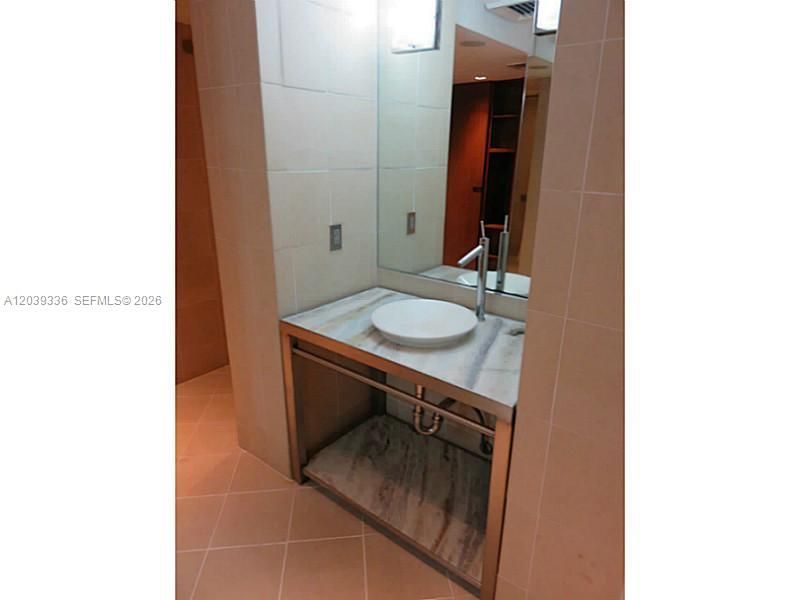325 S Biscayne Blvd, Unit 4122, Miami, FL 33131 Photo