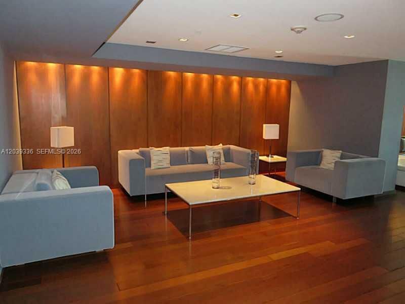 325 S Biscayne Blvd, Unit 4122, Miami, FL 33131 Photo