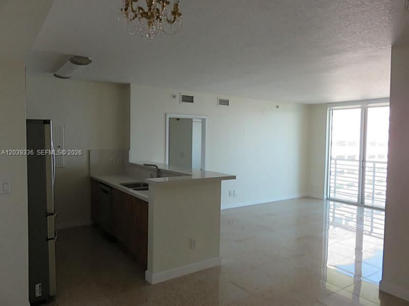 325 S Biscayne Blvd, Unit 4122, Miami, FL 33131 Photo