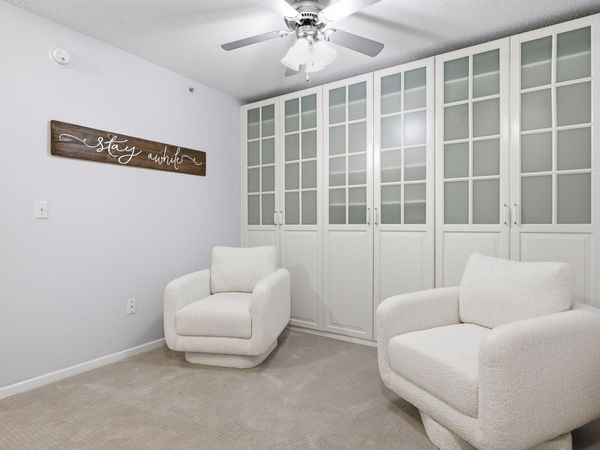 1530 Zarthan Avenue S, Unit 307, Saint Louis Park, MN 55416
