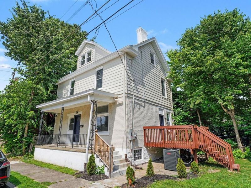1276 Dewey Avenue, Cincinnati, OH 45205 Photo 3