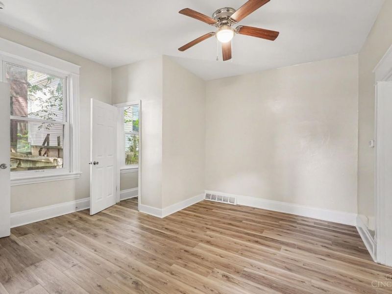 1276 Dewey Avenue, Cincinnati, OH 45205 Photo 6