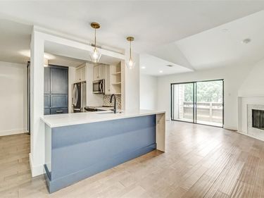 7640 W Greenway Boulevard, Unit 8H, Dallas, TX 75209