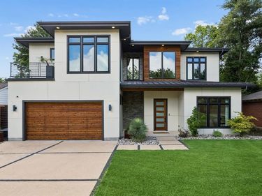 10450 Solta Drive, Dallas, TX 75218