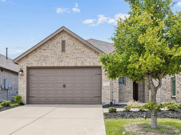 1749 Eagle Landing, Van Alstyne, TX 75495