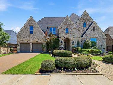 1933 Snapdragon Road, Frisco, TX 75033
