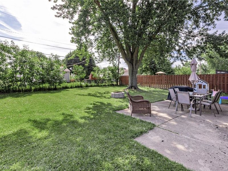 1649 Gilbert Drive, Mayfield Heights, OH 44124 Photo 31