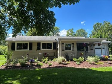 225 N Park Drive, Rochester, NY 14612