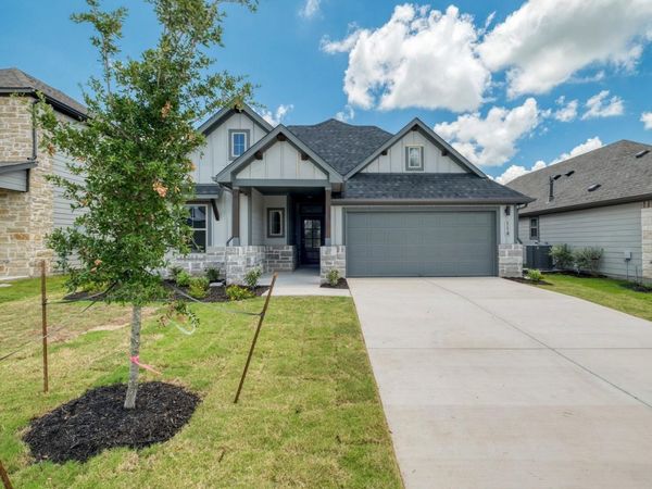 114 Malibu, Hutto, TX 78634