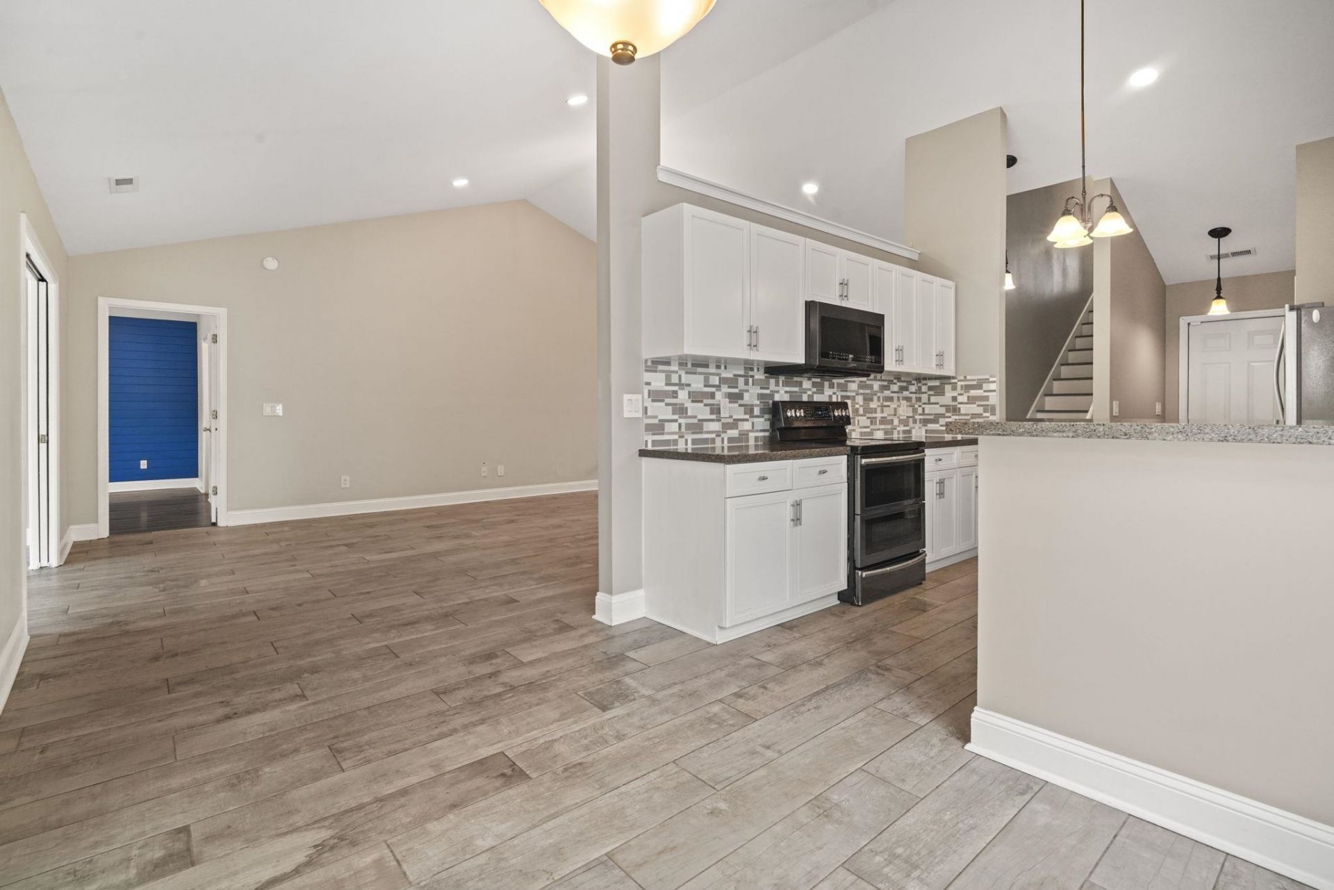 262 Palladium Dr.  Photo 15